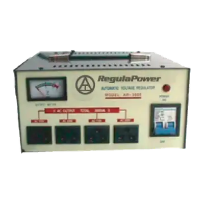 REGULADOR DE VOLTAJE, 3000 WATTS, 4 TOMAS POLARIZADAS, 110/220V - AC