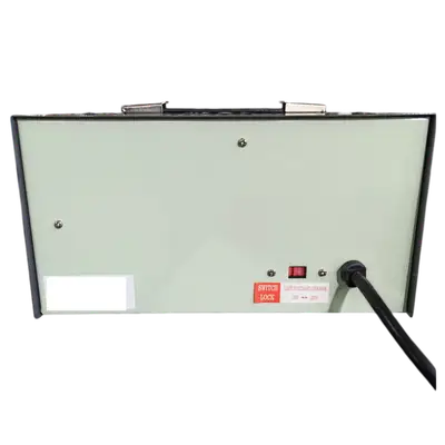 REGULADOR DE VOLTAJE, 3000 WATTS, 4 TOMAS POLARIZADAS, 110/220V - AC