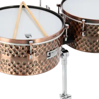 SET DE TIMBALES 14" - 15", SERIE PRO LINE, COLOR COBRE, INCLUYE PEDESTAL