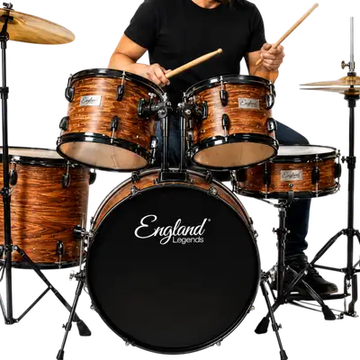 BATERIA ACUSTICA SET DE 5 PIEZAS COLOR MADERA NATURAL A RELIEVE Y HERRAJES COLOR NEGRO, INCLUYE SILLA  Y PLATILLOS