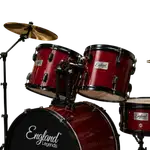 BATERIA ACUSTICA SET DE 5 PIEZAS COLOR MADERA ROJA A RELIEVE Y HERRAJES COLOR NEGRO, INCLUYE SILLA  Y PLATILLOS - Miniatura 1