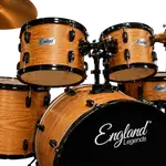 BATERIA ACUSTICA SET DE 5 PIEZAS COLOR MADERA NATURAL EN RELIEVE Y HERRAJES COLOR NEGRO, INCLUYE SILLA  Y PLATILLOS - Miniatura 1