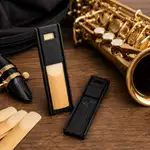 PORTA CANAS PARA SAXOFON ALTO, NYLON COLOR NEGRO - Miniatura 3